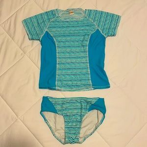 Girls LL Bean short sleeve rash guard and bottom